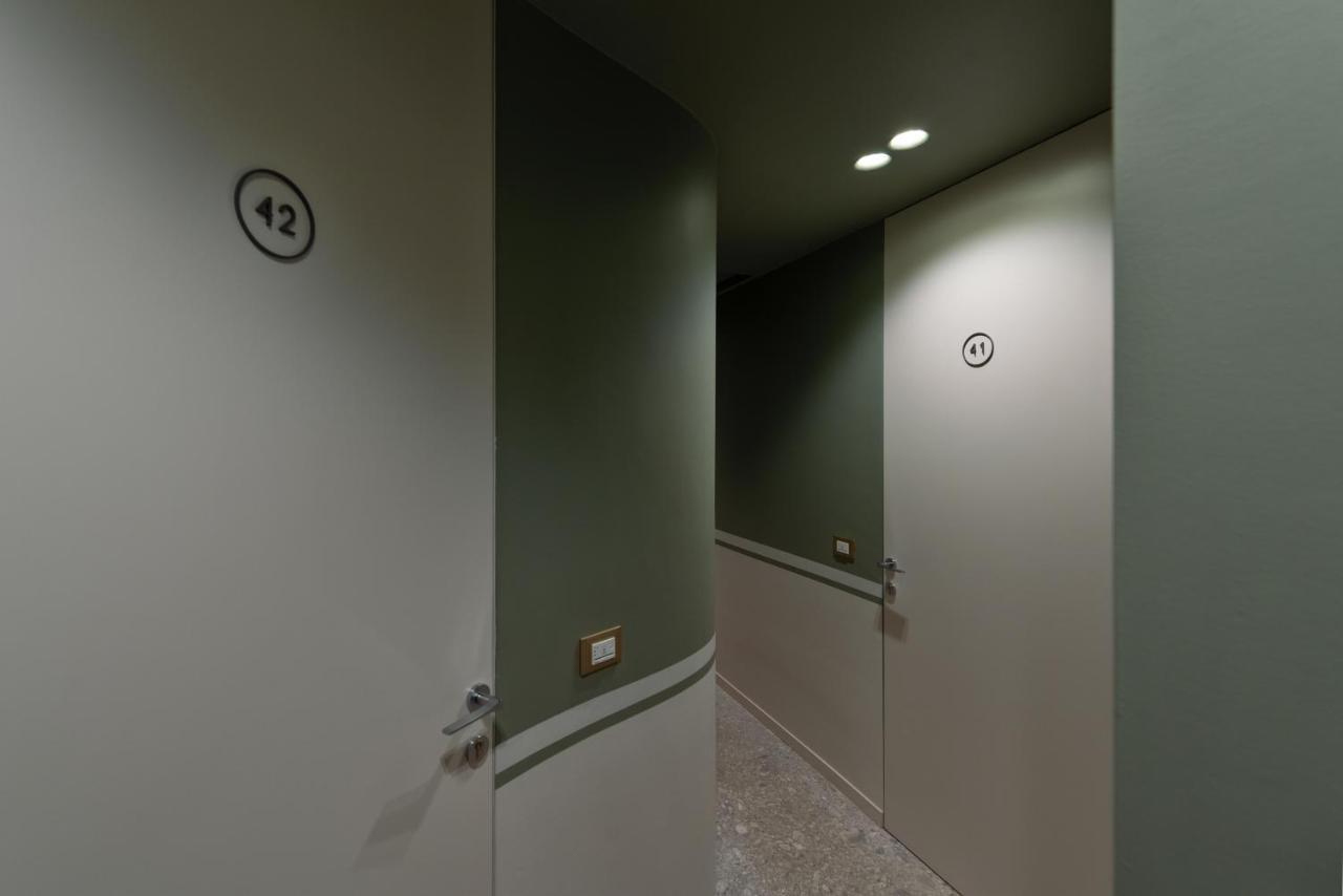 Velvet Grey Boutique Hotel Milan Exterior photo